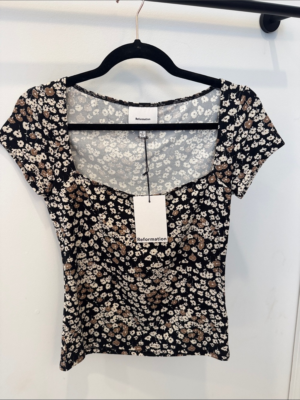 Reformation Black Brown Floral Square-Neck Short Sleeve Tee